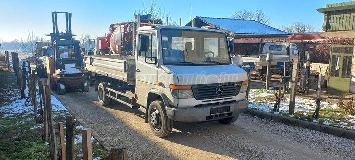 MERCEDES-BENZ 812 DK