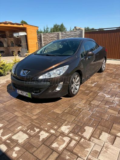 PEUGEOT 308 CC 2.0 HDi Premium Pack