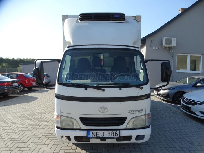 TOYOTA DYNA 3.0 D-4D 150
