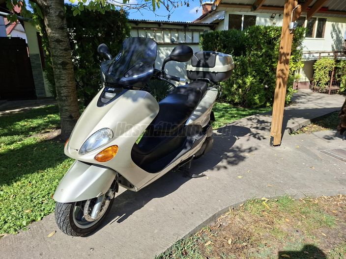 YAMAHA YP 125 MAJESTY