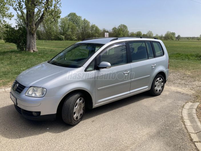 VOLKSWAGEN TOURAN 1.6