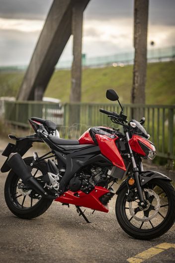 SUZUKI GSX-S 125