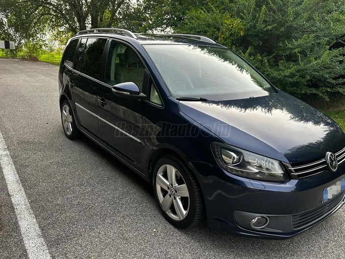 VOLKSWAGEN TOURAN 2.0 CR TDI Comfortline DSG [7 személy]