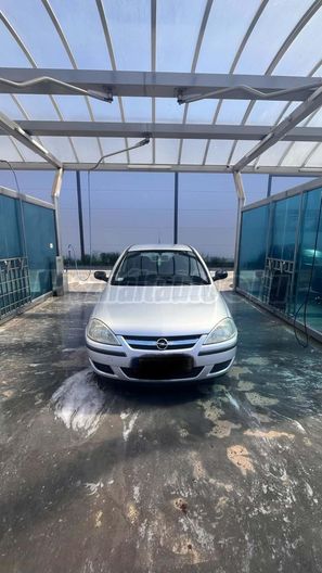 OPEL CORSA C 1.3 CDTI Cosmo Easytronic
