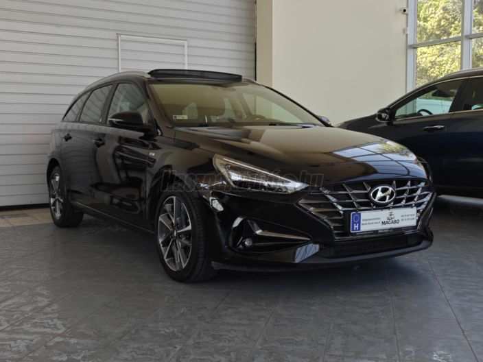 HYUNDAI I30 1.5 T-GDi Comfort MHEV DCT
