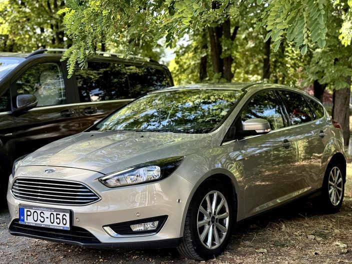 FORD FOCUS 1.5 EcoBoost Titanium