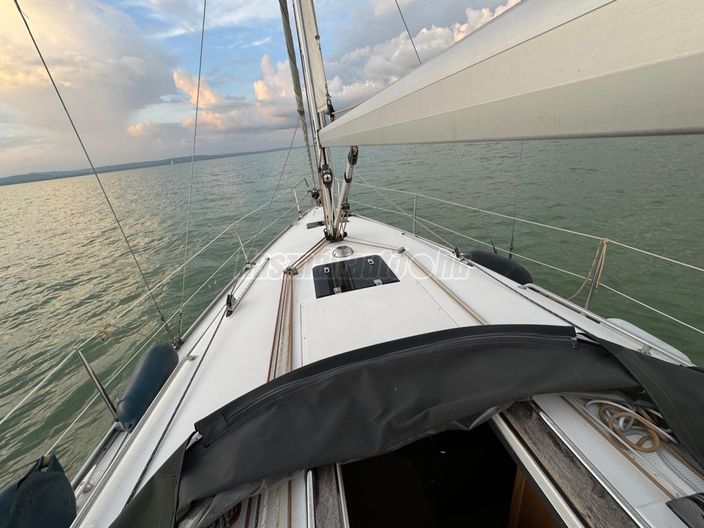 BAVARIA 32 Cruiser
