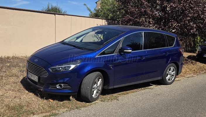 FORD S-MAX 2.0 TDCi Titanium
