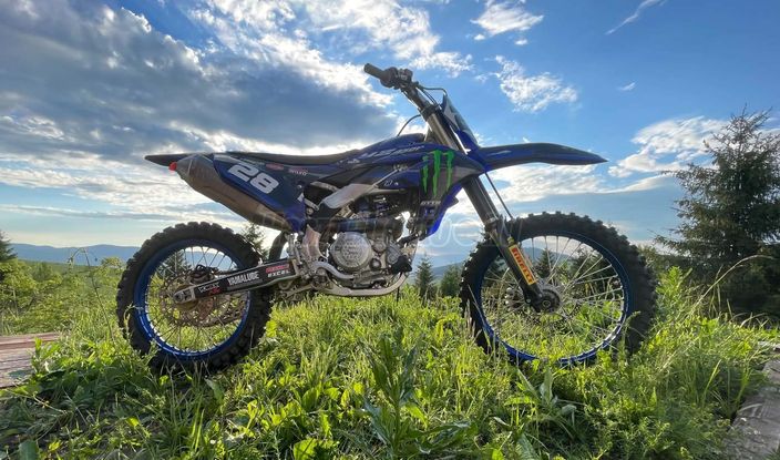 YAMAHA YZ 450 F