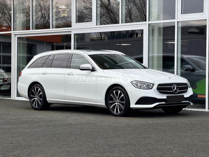 MERCEDES-BENZ E 300 e T 9G-TRONIC Plug-in hybrid