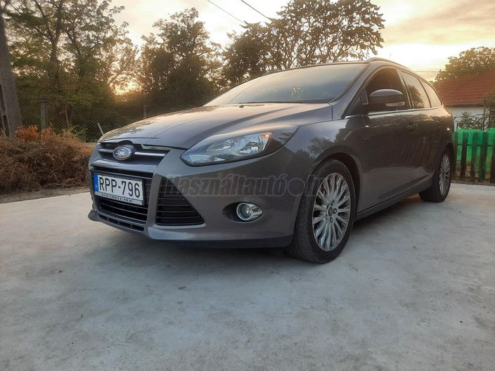 FORD FOCUS 2.0 TDCi Titanium Powershift