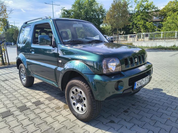 SUZUKI JIMNY 1.3 4WD AC CD 15''AW