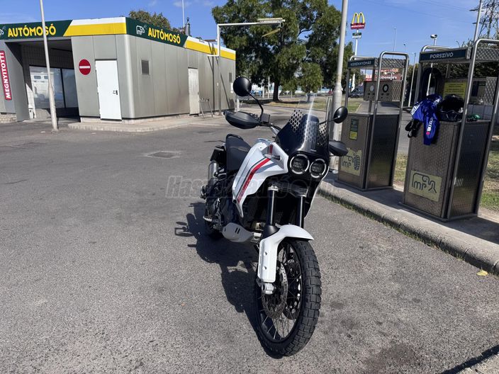 DUCATI DESERTX