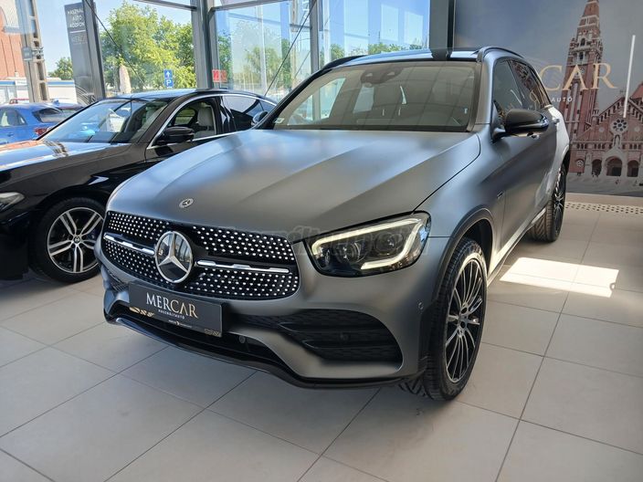 MERCEDES-BENZ GLC 300 e 4Matic EQ Power 9G-TRONIC