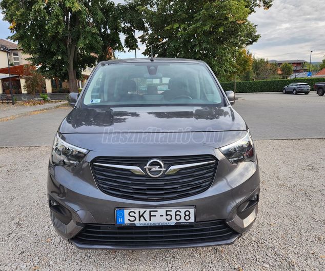 OPEL COMBO Life 1.2 T Enjoy (7 személyes )