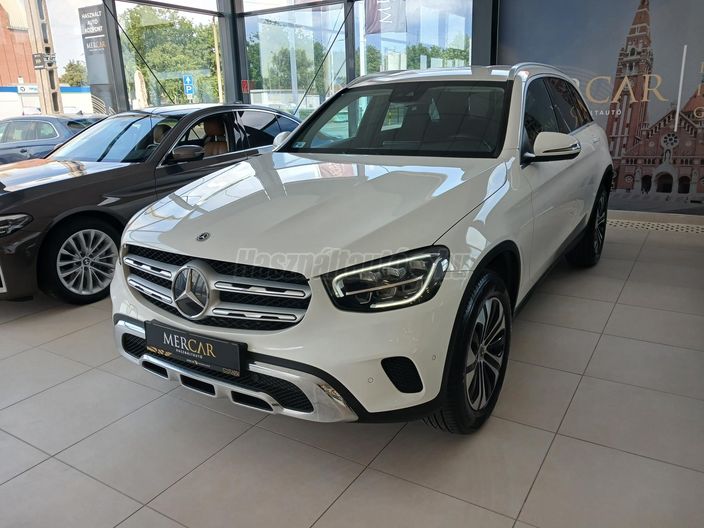 MERCEDES-BENZ GLC 300 e 4Matic 9G-TRONIC Plug-in hybrid