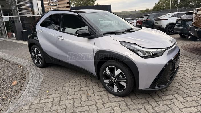 TOYOTA AYGO X 1.5 Hybrid Style e-CVT