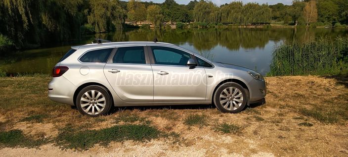 OPEL ASTRA J Sports Tourer 1.4 T Essentia