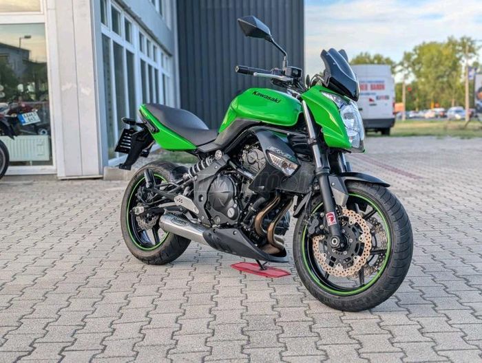 KAWASAKI ER-6N