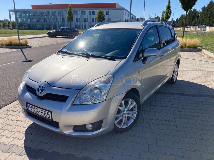 TOYOTA COROLLA VERSO 2.2 D-4D Linea Sol