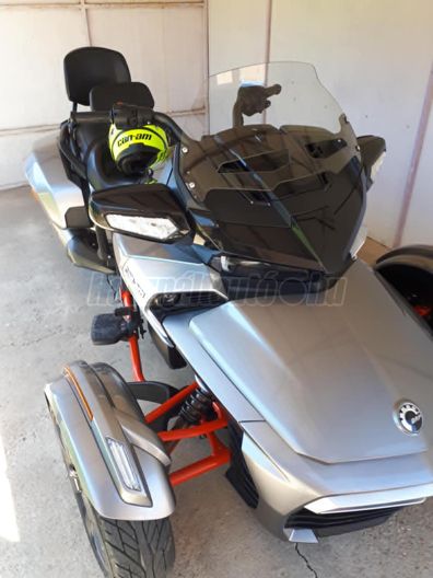 CAN-AM SPYDER