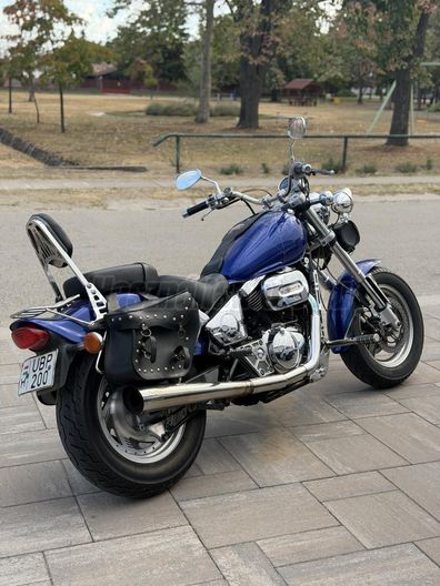 SUZUKI VZ 800 (MARAUDER)