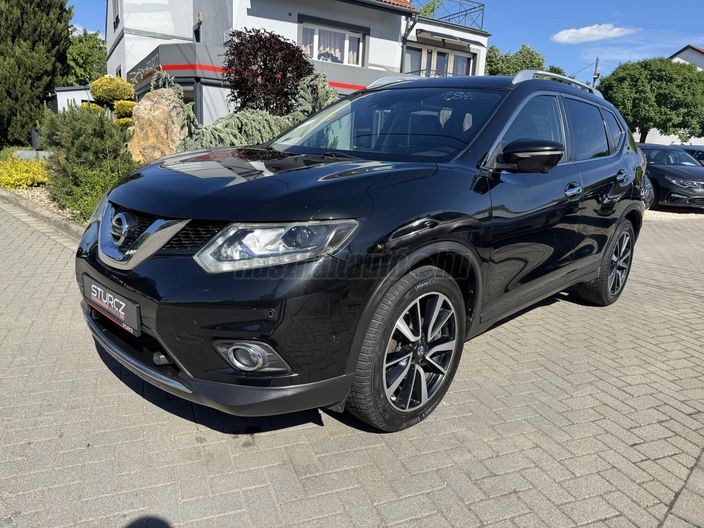 NISSAN X-TRAIL 1.6 dCi Tekna Xtronic