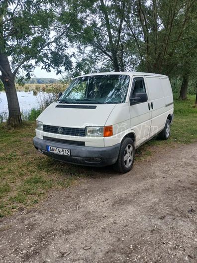 VOLKSWAGEN TRANSPORTER T4 2.5 Trans Van