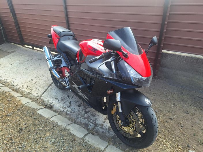 HONDA CBR 900 RR