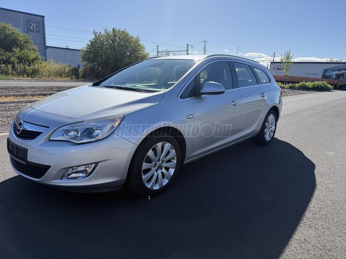 OPEL ASTRA J Sports Tourer 1.4 T Start-Stop Selection