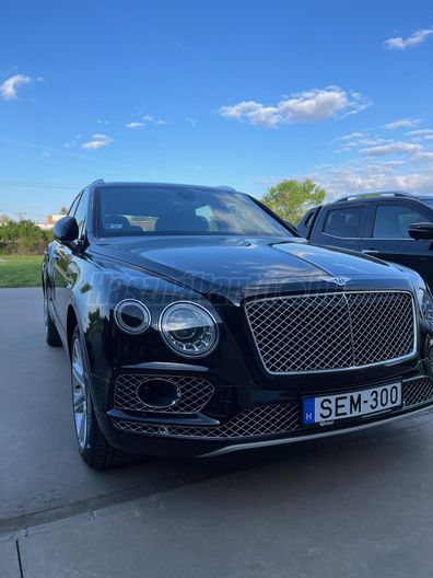 BENTLEY BENTAYGA 4.0 V8 (Automata)
