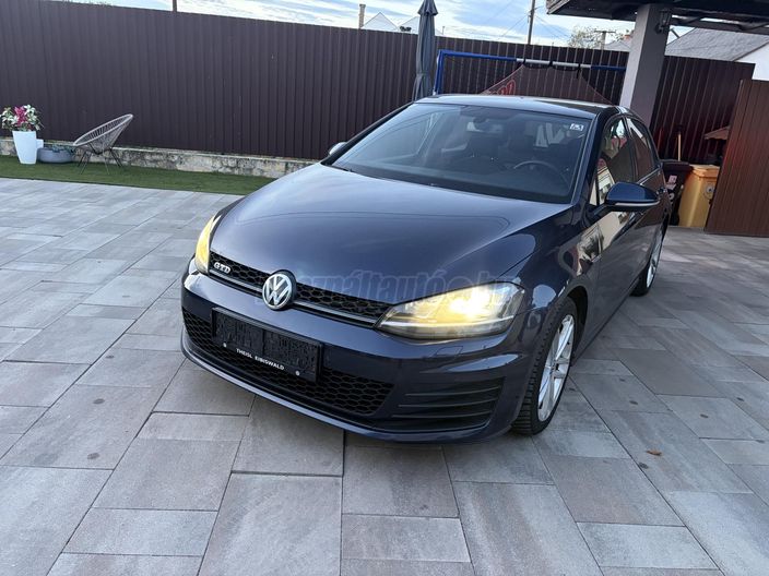 VOLKSWAGEN GOLF 2.0 GTD BMT Highline