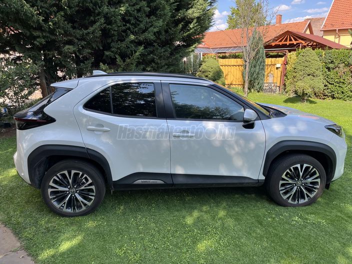 TOYOTA YARIS CROSS 1.5 Hybrid Executive e-CVT