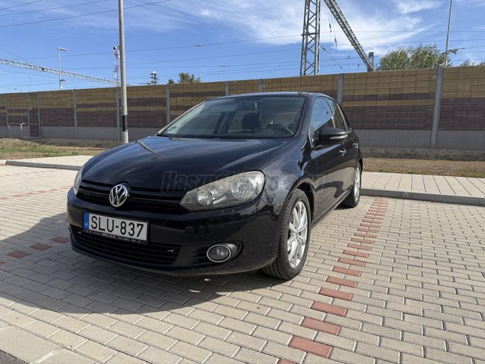 VOLKSWAGEN GOLF VI 1.6 Trendline