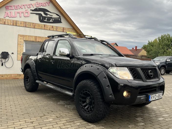 NISSAN NAVARA 4WD Double 2.5D LE