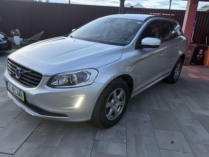 VOLVO XC60 2.4 D [D4] Summum Geartronic