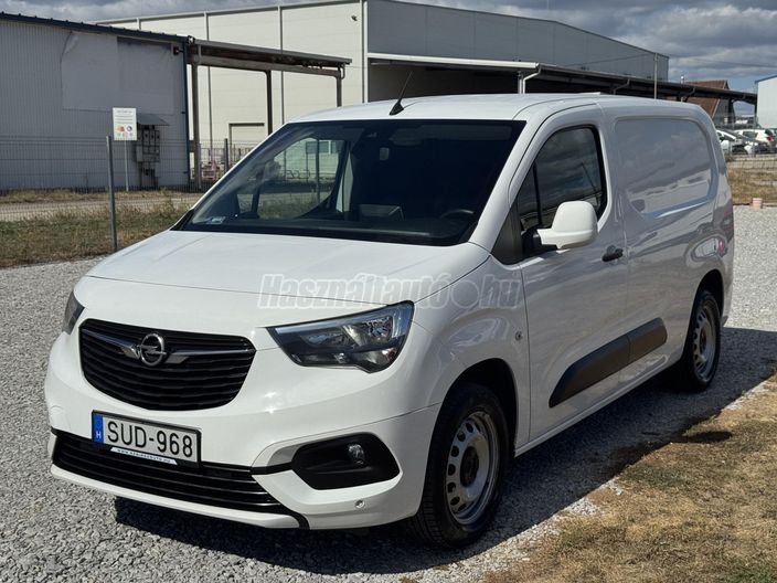 OPEL COMBO Cargo 1.5 DTH L2H1 2.4t Selection Start&Stop (3 személyes )
