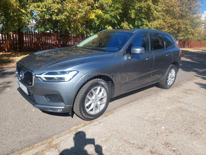 VOLVO XC60 2.0 [D4] Momentum Geartronic