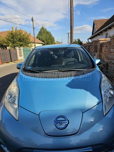 NISSAN LEAF (Automata)