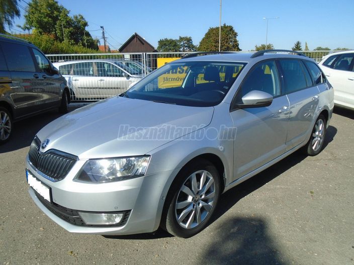 SKODA OCTAVIA Combi 1.6 CR TDI Ambition