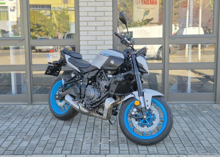 YAMAHA MT-07