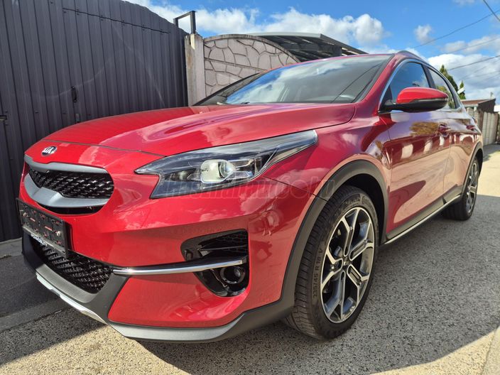 KIA XCEED 1.4 T-GDI Platinum