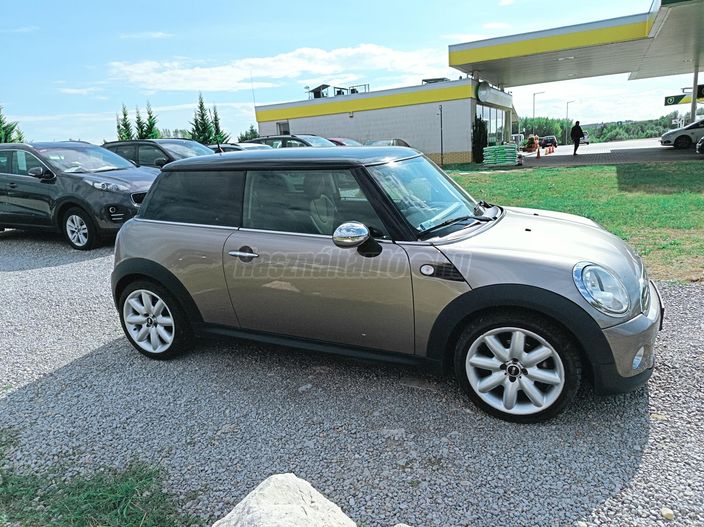 MINI MINI ONE Clubman 1.6 D