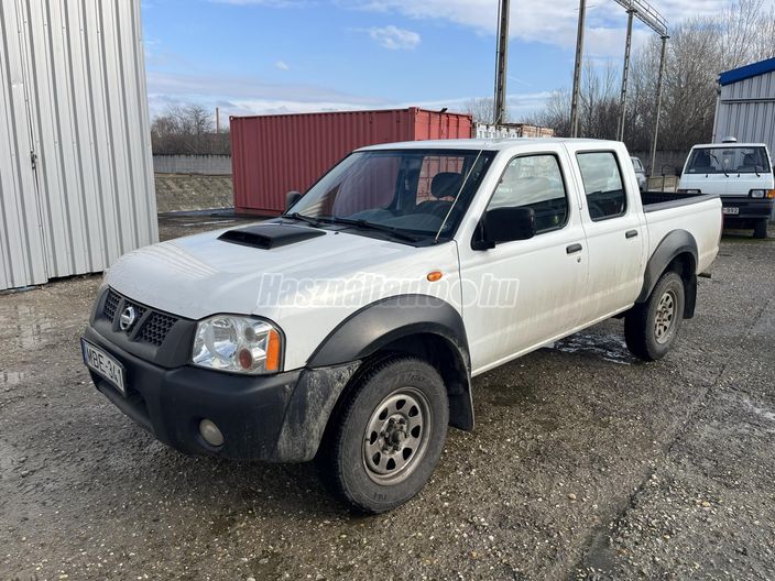 NISSAN NP300 Pickup 2.5D Double Cab