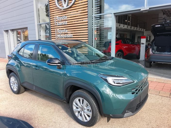 TOYOTA YARIS CROSS 1.5 Hybrid Comfort Business e-CVT
