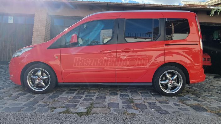 FORD TOURNEO