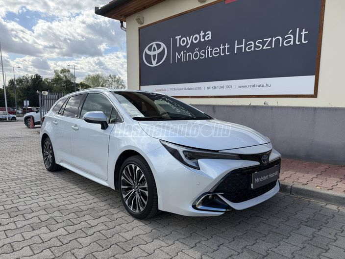 TOYOTA COROLLA Touring Sports 1.8 Hybrid Comfort Style Tech e-CVT