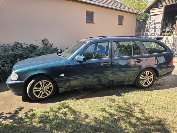 MERCEDES-BENZ C 220 T D Esprit