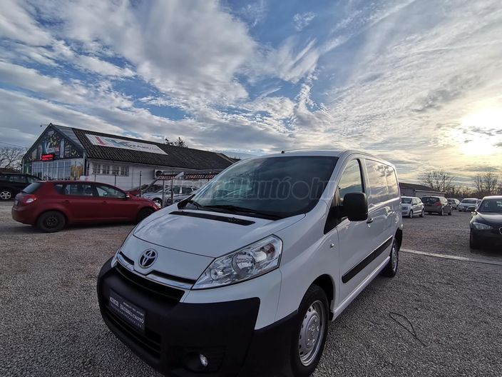 TOYOTA PROACE 2.0 D Panel Van Luna L1H1