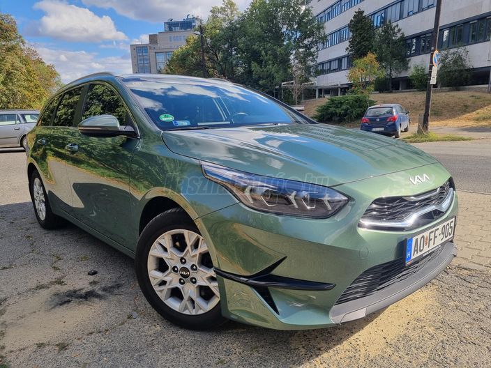 KIA CEE'D Ceed SW 1.5 T-GDI Gold DCT